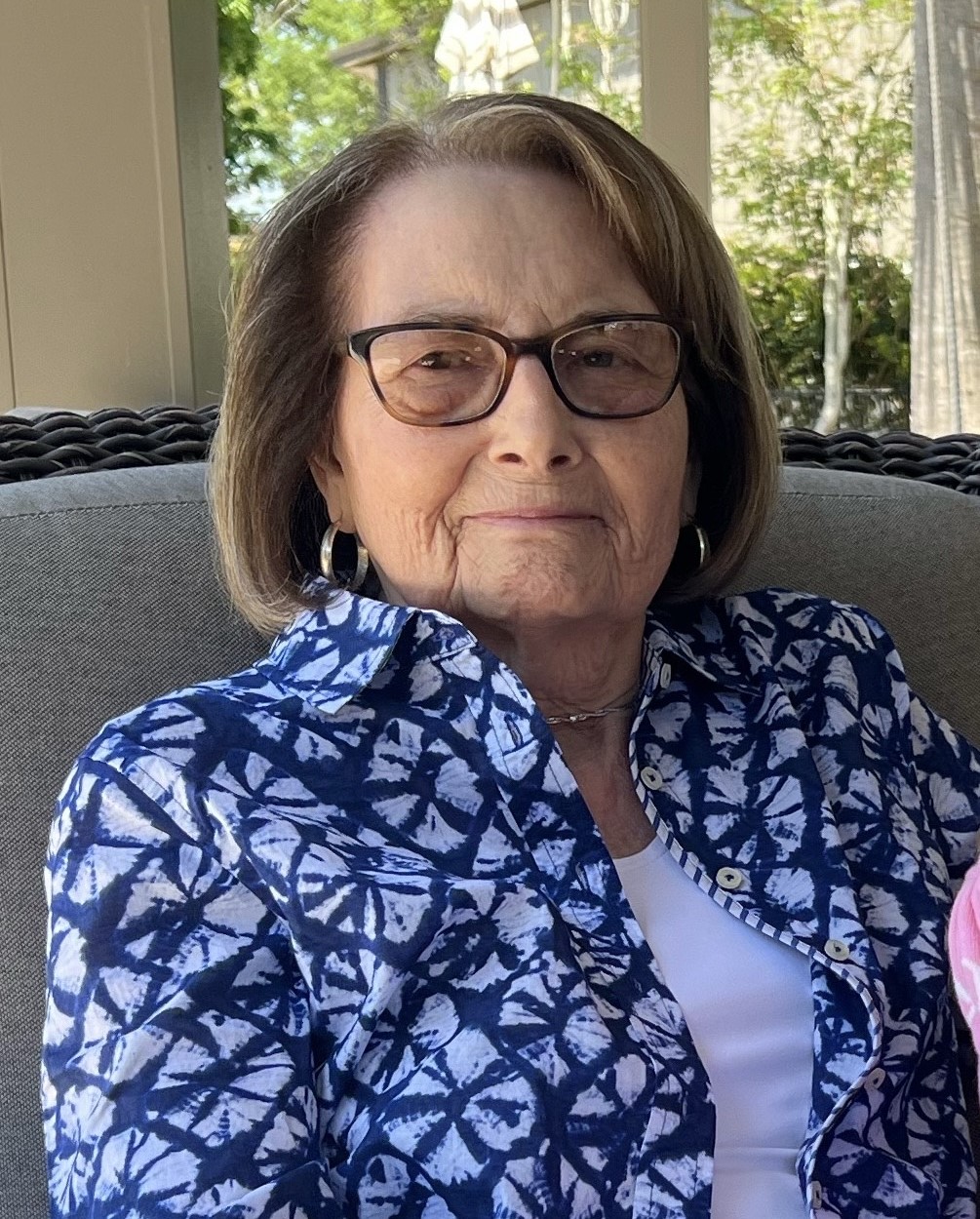 Claudis Whitehead Lynch